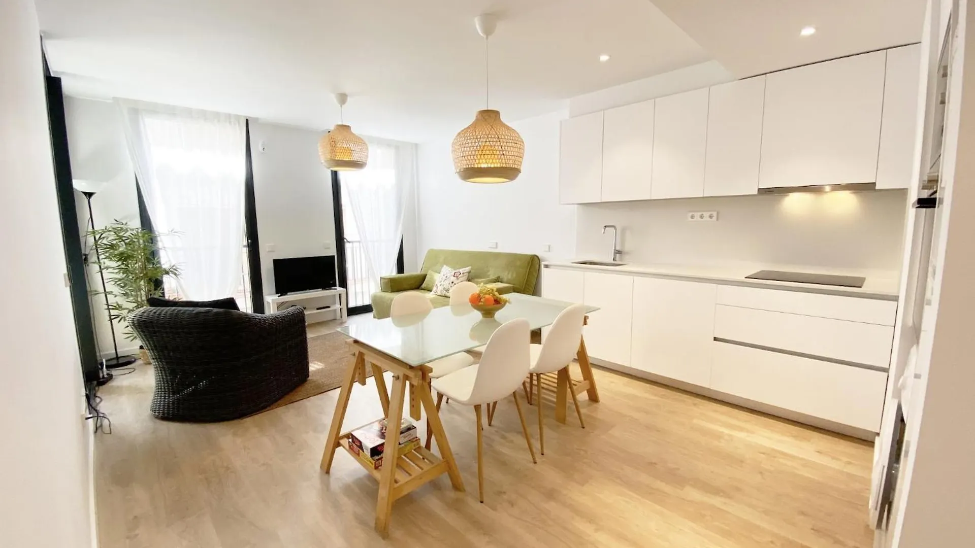Montse Apartment For 6 People L'Escala 0*,