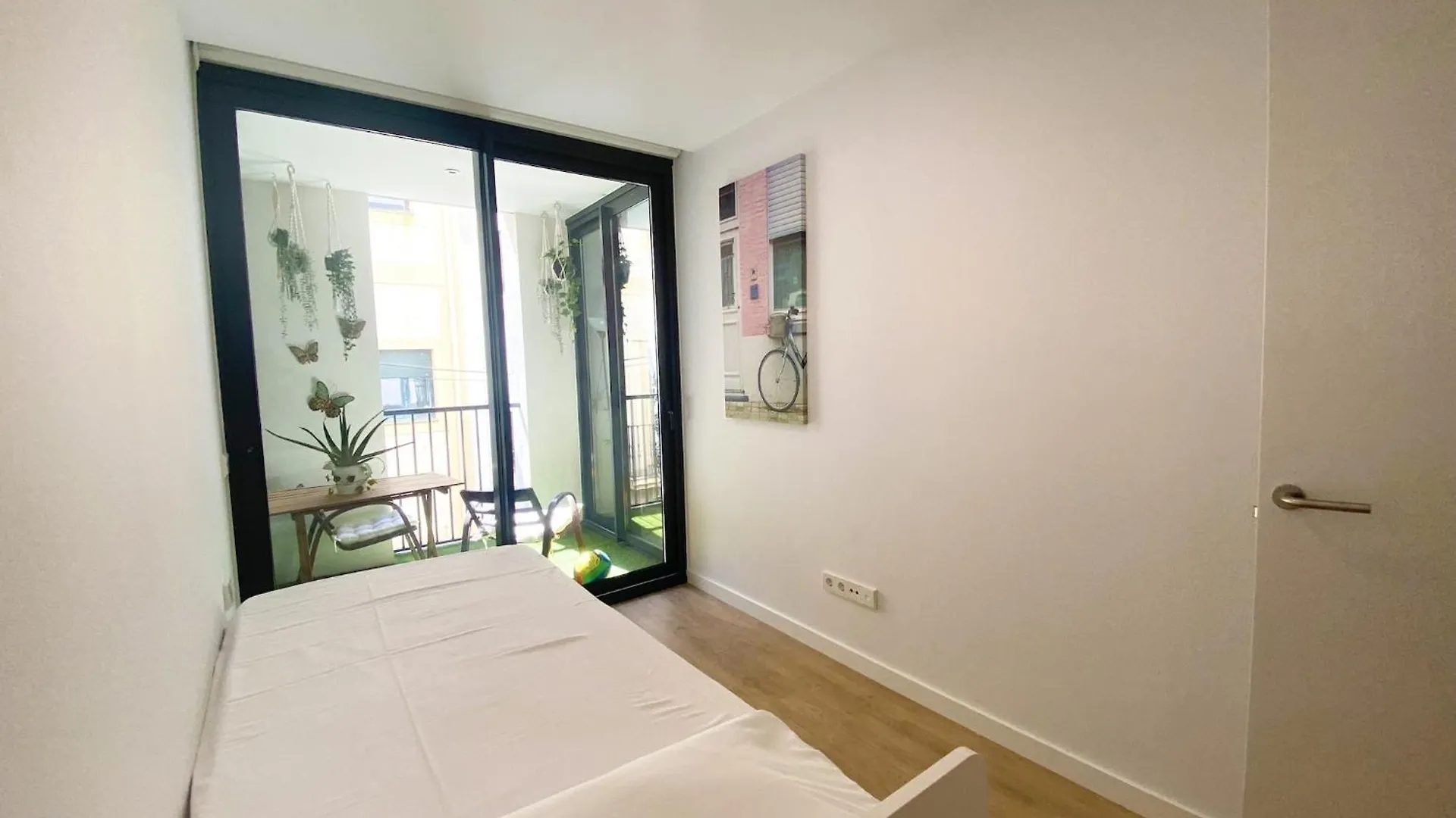 Montse Apartment For 6 People L'Escala